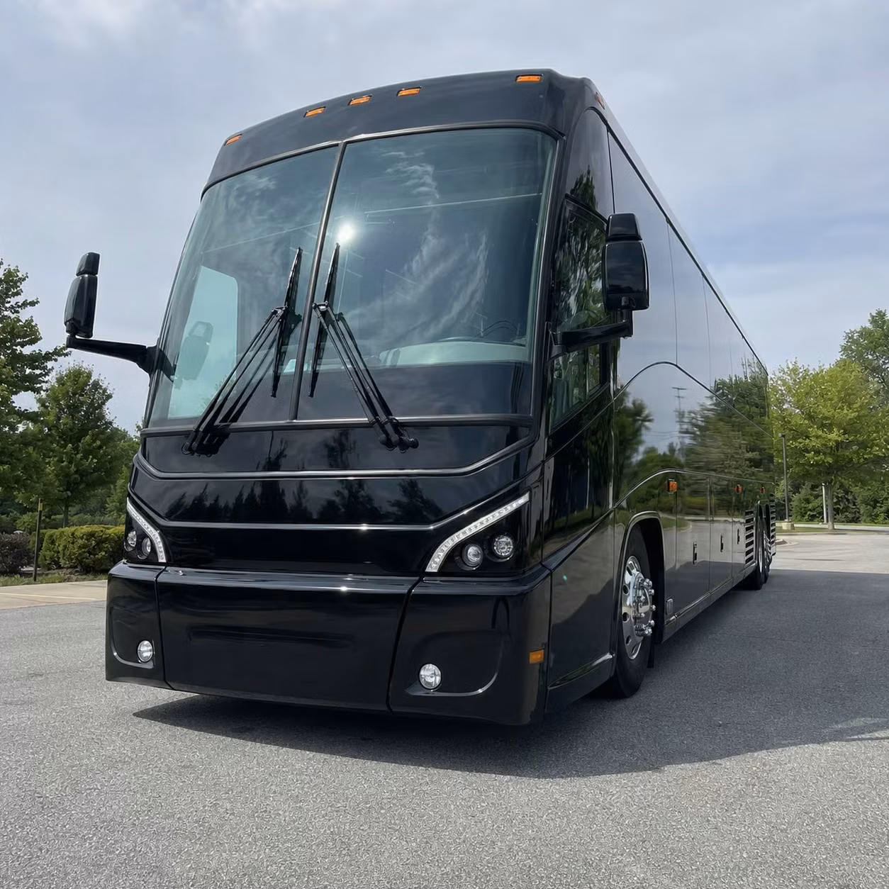 reliable shuttle services for hayward city county and federal agency personnel
