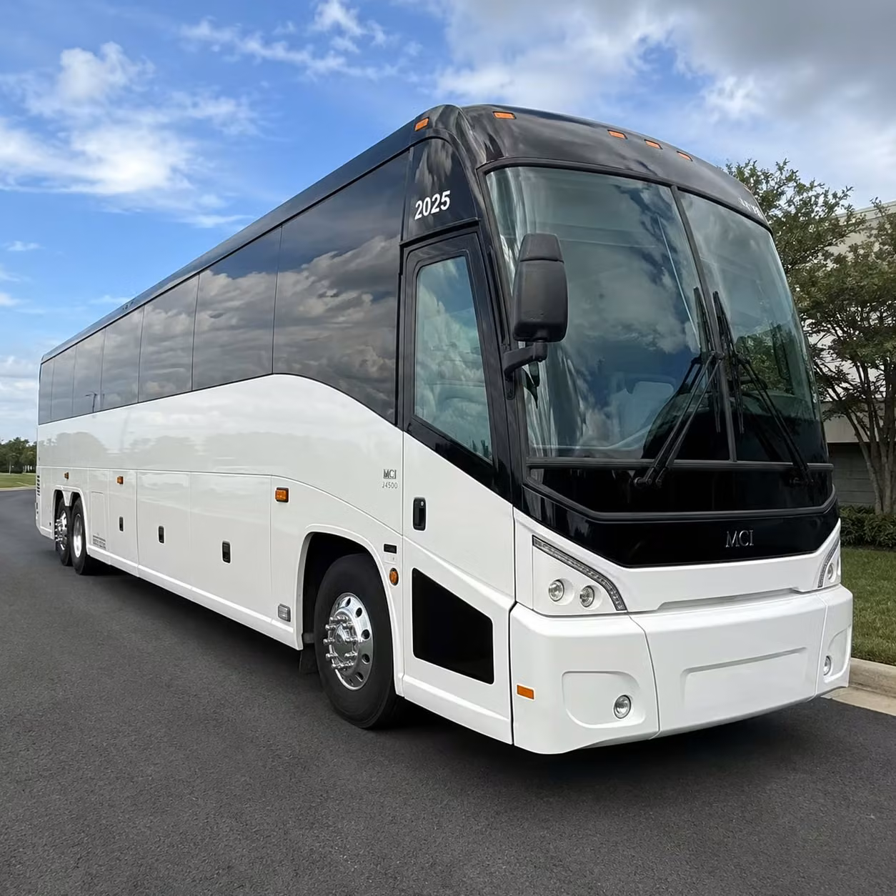 these east bay venues are all within easy reach of a hayward concert bus rental